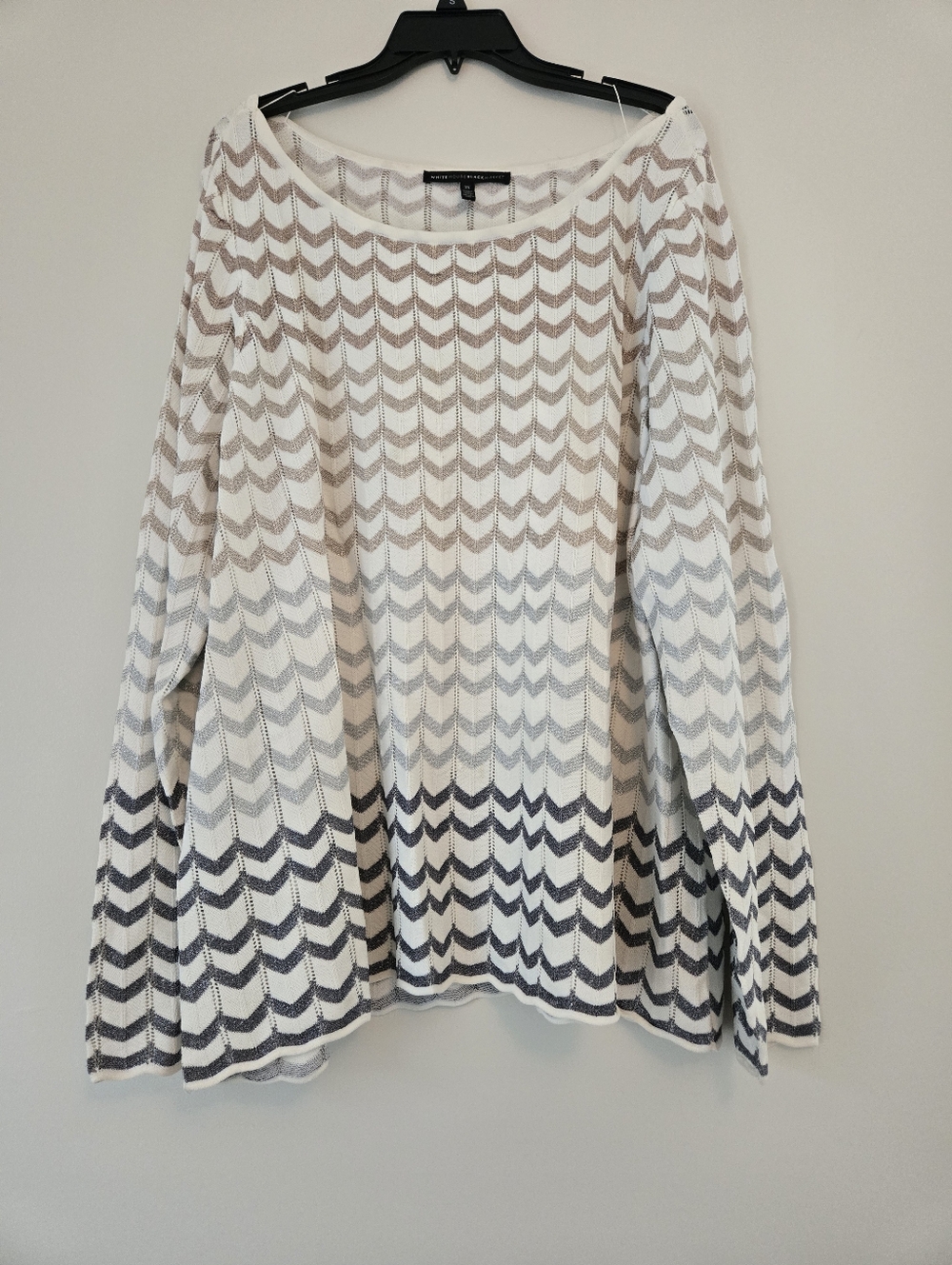 Chevron Patterned Sweater - Cream and Gray